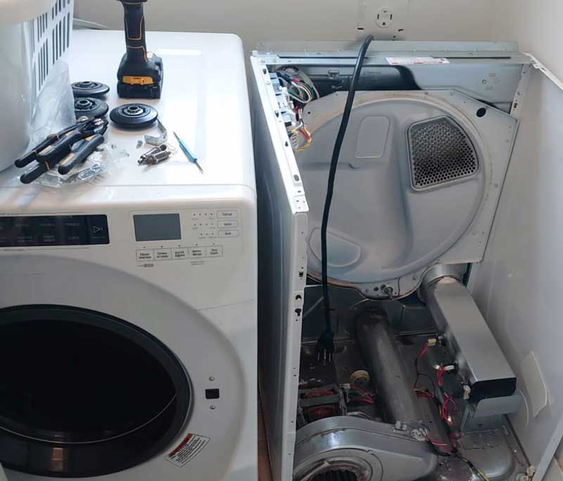 Electronics Repair Nairobi technician